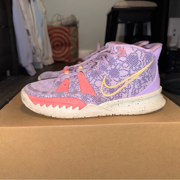 kyrie 7 daughter azurie